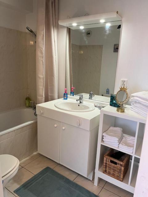 Les Jardins De Magny. Apartment Bagian luar foto
